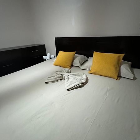 Toptani Center Apartment Tirana Buitenkant foto