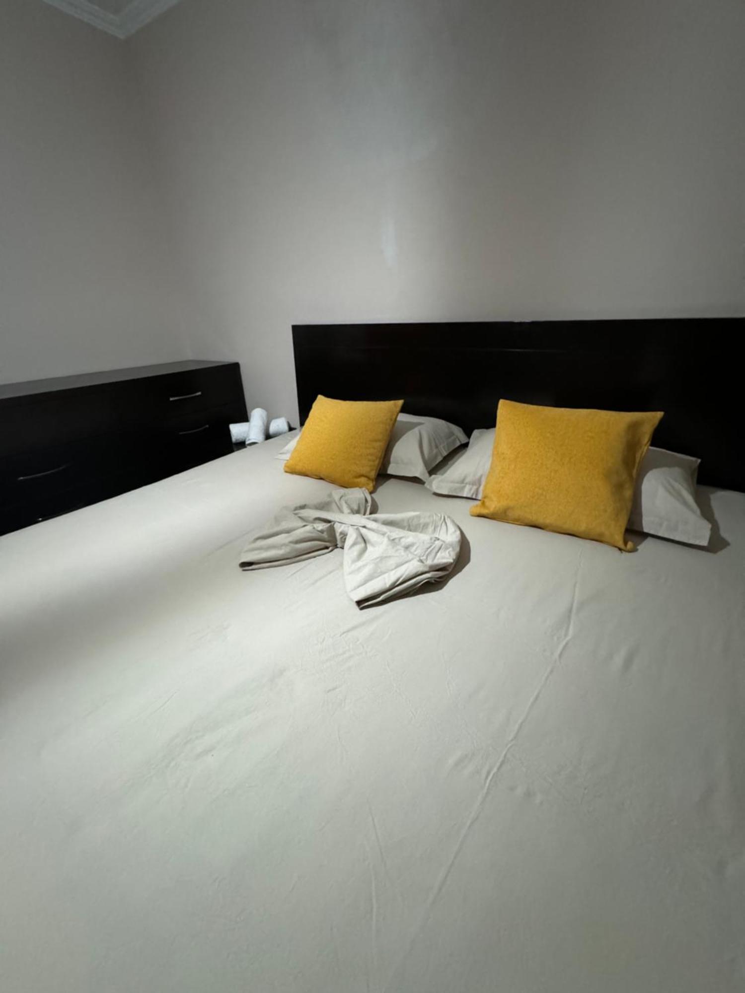 Toptani Center Apartment Tirana Buitenkant foto