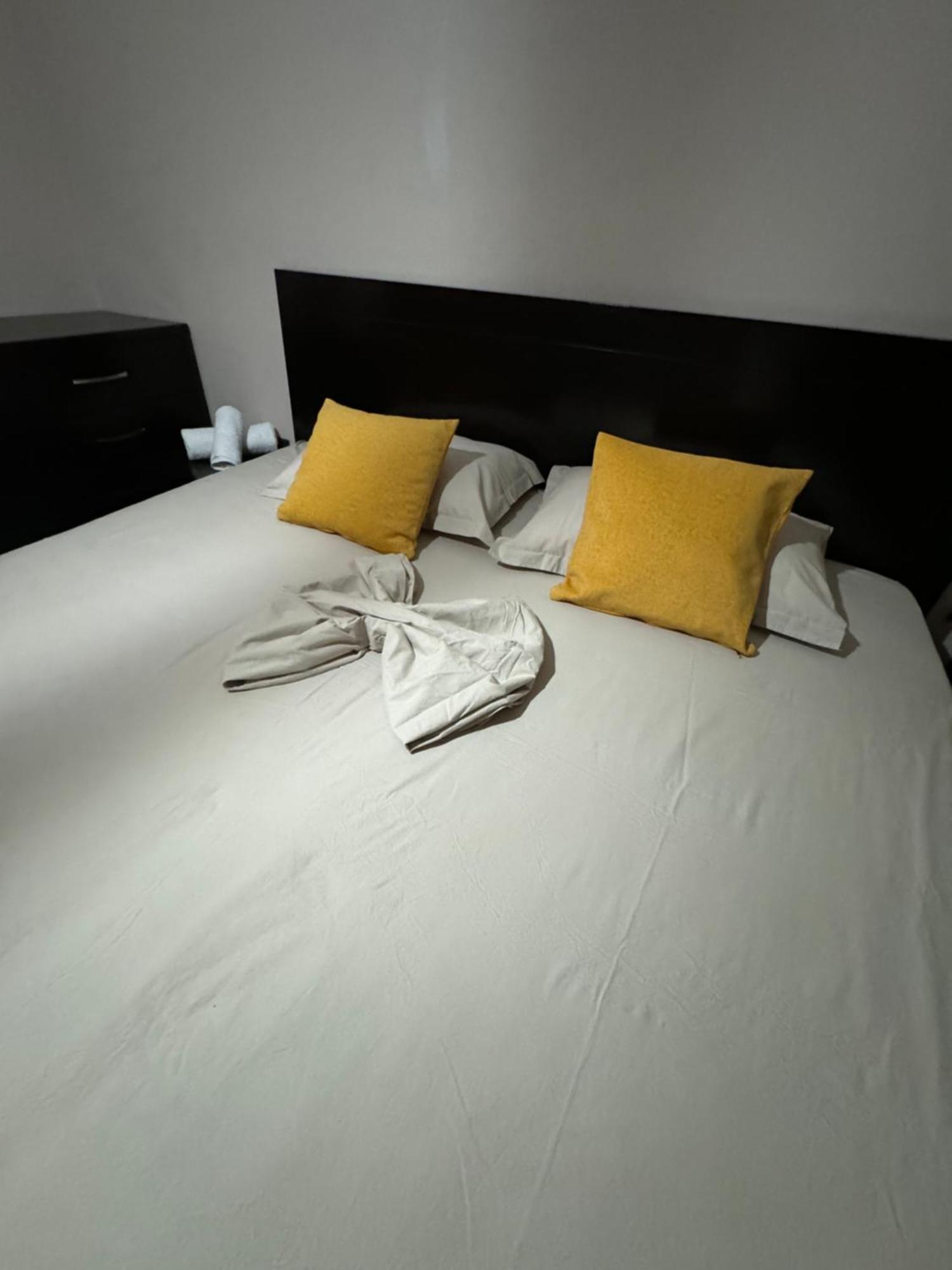 Toptani Center Apartment Tirana Buitenkant foto